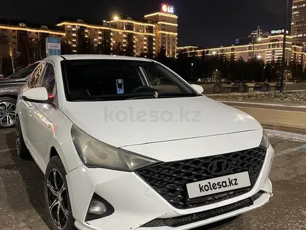 Hyundai Accent 2021 года за 6 300 000 тг. в Астана