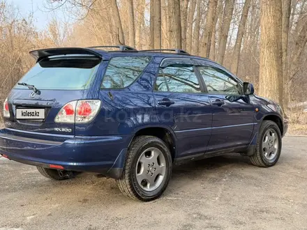 Lexus RX 300 2001 года за 5 350 000 тг. в Алматы – фото 4