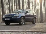 Lexus RX 300 2001 годаүшін5 350 000 тг. в Алматы – фото 2