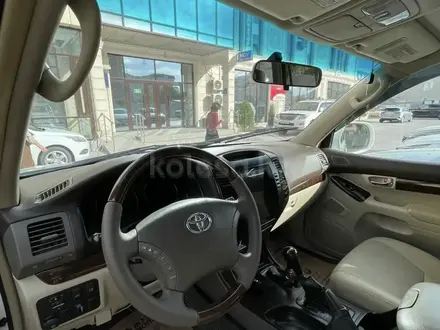 Toyota Land Cruiser Prado 2006 года за 11 000 000 тг. в Актобе – фото 7