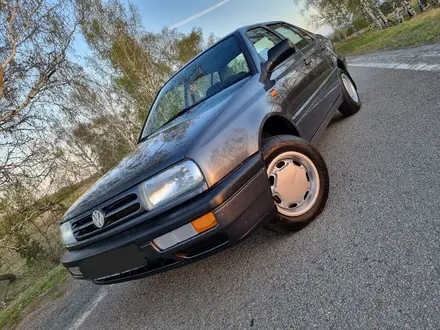 Volkswagen Vento 1994 года за 2 900 000 тг. в Кокшетау – фото 2