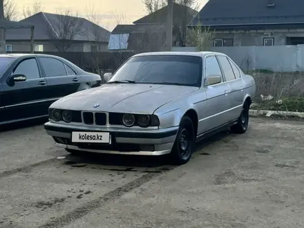 BMW 520 1991 года за 1 000 000 тг. в Уральск – фото 2