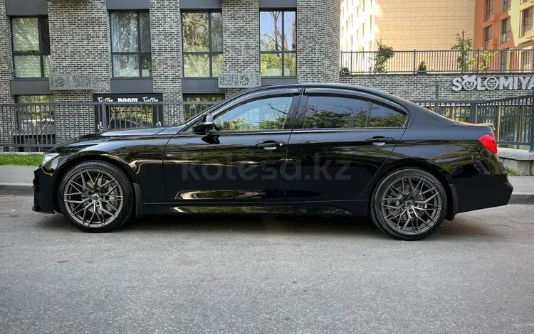 BMW 335 2014 годаүшін15 800 000 тг. в Алматы