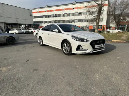 Hyundai Sonata 2018 года за 8 900 000 тг. в Шымкент – фото 2