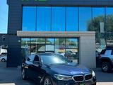 BMW 530 2018 года за 14 800 000 тг. в Алматы – фото 2