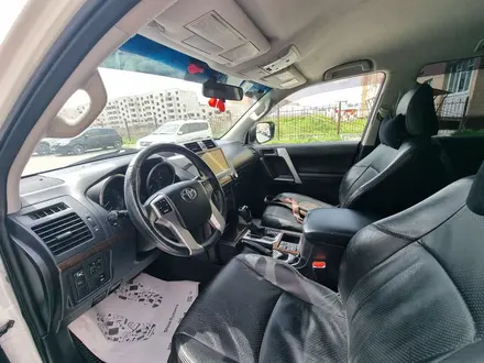 Toyota Land Cruiser Prado 2014 года за 16 800 000 тг. в Актобе – фото 7
