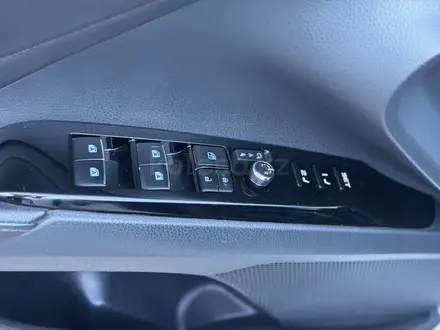 Toyota Camry 2018 года за 14 500 000 тг. в Шымкент – фото 7