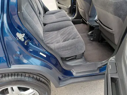Honda CR-V 2000 года за 4 800 000 тг. в Алматы – фото 60