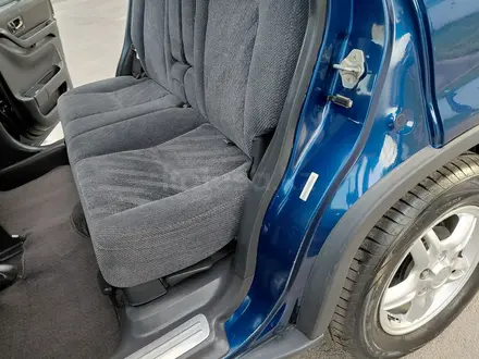 Honda CR-V 2000 года за 4 800 000 тг. в Алматы – фото 64
