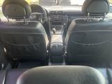 Mercedes-Benz C 200 2002 года за 4 200 000 тг. в Усть-Каменогорск – фото 2