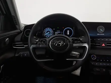 Hyundai Elantra 2022 года за 8 300 000 тг. в Астана – фото 13