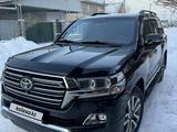 Toyota Land Cruiser 2017 года за 38 000 000 тг. в Алматы – фото 5