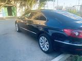 Volkswagen Passat CC 2010 года за 3 000 000 тг. в Атырау – фото 5