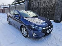 Hyundai Elantra 2019 годаfor9 500 000 тг. в Алматы