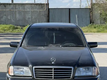 Mercedes-Benz C 280 1994 года за 1 850 000 тг. в Актобе – фото 2