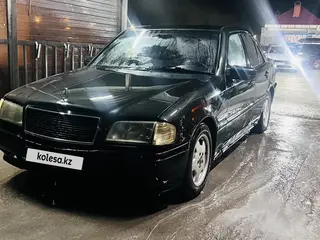 Mercedes-Benz C 280
