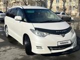 Toyota Estima 2007 года за 6 000 000 тг. в Курчатов
