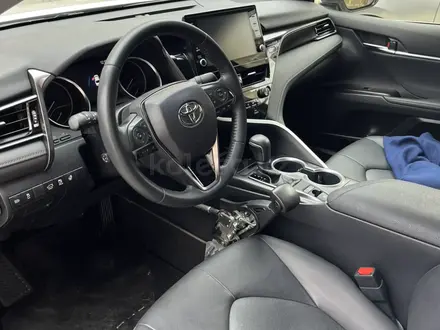 Toyota Camry 2023 года за 16 900 000 тг. в Актау – фото 10