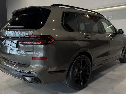BMW X7 XDrive 40i 2025 года за 83 113 000 тг. в Экибастуз – фото 4