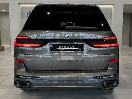 BMW X7 XDrive 40i 2025 года за 83 113 000 тг. в Экибастуз – фото 5