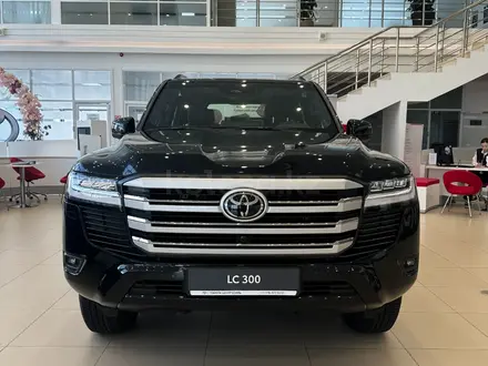 Toyota Land Cruiser Prestige Off-Road 2025 года за 67 190 000 тг. в Астана – фото 2