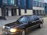 Mercedes-Benz E 200 1993 года за 1 700 000 тг. в Петропавловск