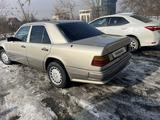 Mercedes-Benz E 260 1990 годаfor1 600 000 тг. в Алматы – фото 3