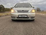 Toyota Avensis Verso 2002 года за 2 850 000 тг. в Алматы – фото 2