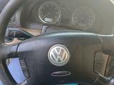 Volkswagen Passat 2004 года за 2 200 000 тг. в Шымкент – фото 5