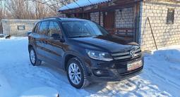 Volkswagen Tiguan 2015 года за 8 500 000 тг. в Семей