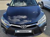 Toyota Camry 2015 года за 8 500 000 тг. в Актобе