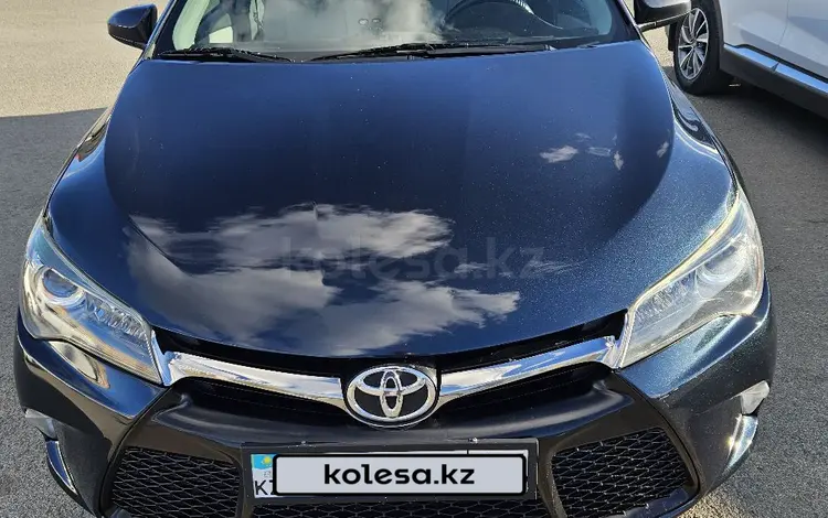 Toyota Camry 2015 года за 8 500 000 тг. в Актобе