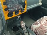Toyota FJ Cruiser 2008 года за 12 500 000 тг. в Астана – фото 2