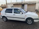 Volkswagen Golf 1993 годаүшін1 600 000 тг. в Астана – фото 3