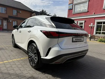 Lexus RX 350 2023 года за 32 500 000 тг. в Алматы – фото 12