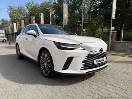 Lexus RX 350 2023 года за 32 500 000 тг. в Алматы – фото 16