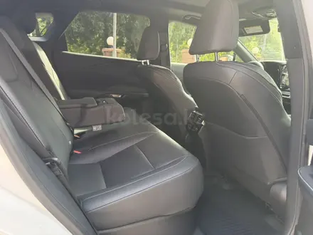 Lexus RX 350 2023 года за 32 500 000 тг. в Алматы – фото 25
