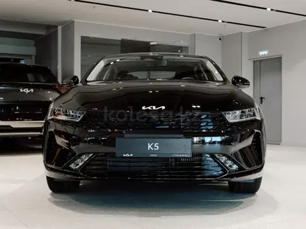 Kia K5 FIFA World Cup 2026 Edition 2026 года за 14 790 000 тг. в Алматы – фото 3