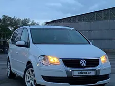 Volkswagen Touran, 2009