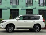Toyota Land Cruiser Prado 2023 года за 27 000 000 тг. в Алматы – фото 2