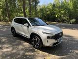 Hyundai Santa Fe 2023 года за 16 700 000 тг. в Алматы