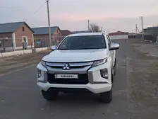 Mitsubishi L200, 2022