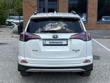 Toyota RAV4 2017 годаүшін10 500 000 тг. в Актобе – фото 5
