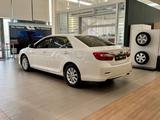 Toyota Camry 2014 годаfor7 190 000 тг. в Актобе – фото 2