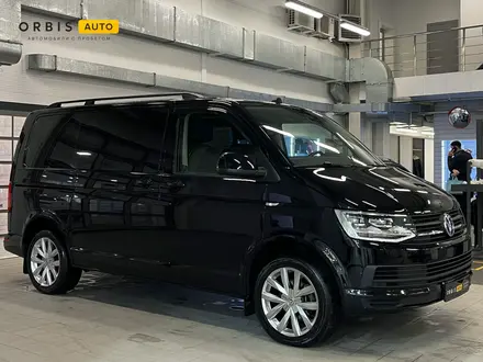 Volkswagen Multivan 2018 года за 27 990 000 тг. в Алматы