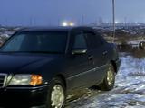 Mercedes-Benz C 180 1995 года за 1 500 000 тг. в Кульсары – фото 2