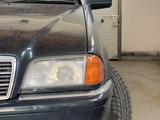 Mercedes-Benz C 180 1995 года за 1 500 000 тг. в Кульсары – фото 4