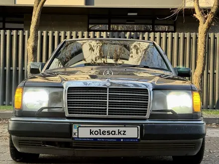 Mercedes-Benz E 200 1992 года за 1 800 000 тг. в Алматы – фото 3