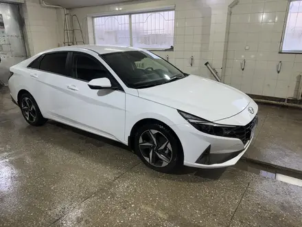 Hyundai Elantra 2023 года за 11 700 000 тг. в Павлодар – фото 2