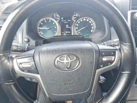 Toyota Land Cruiser Prado 2019 года за 28 000 000 тг. в Актау – фото 10